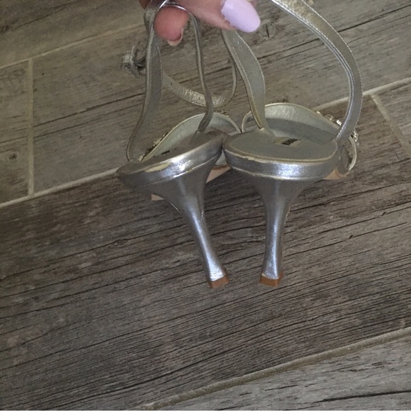 Manolo Blahnik crystal embellished silver evening shoes. - Picture 8 of 12